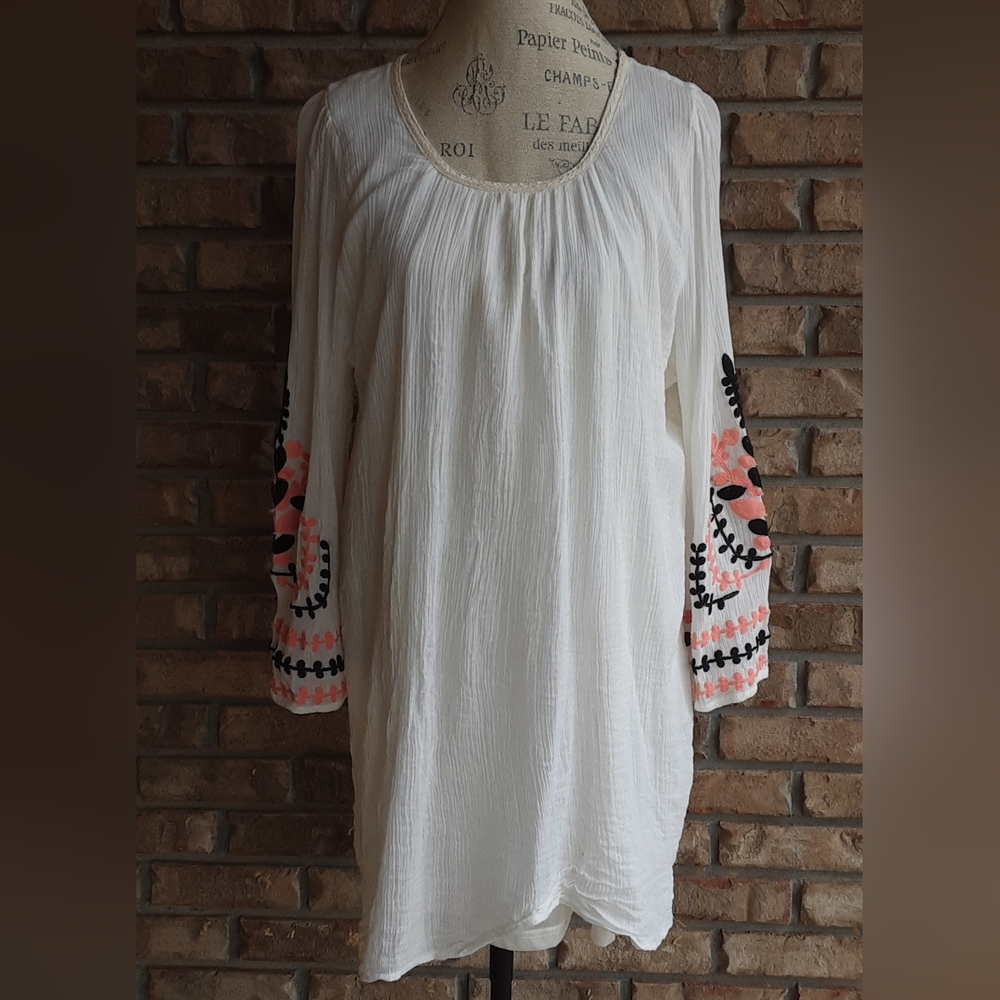 Umgee Cream/Ivory Boho Dress with Pink and Black Embroidery